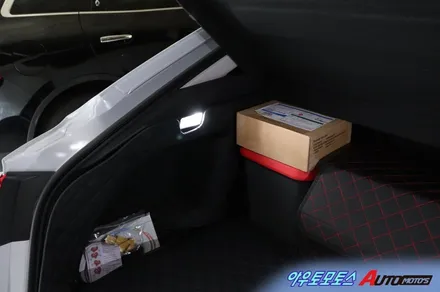 ★서울자동차튜닝★2020 XM3 트렁크우측DIY 작업과 트렁크 우측 DIY 작업과 트렁크 도어등 DIY작업했습니다.더욱더완벽해진내차 좋아요!!§§아우토모토스§§ / 서울 중랑구
