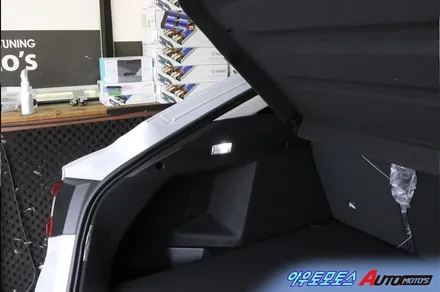 [ XM3 ] 트렁크우측등DIY +트렁크도어등LED 작업으로 이제 야간에도 트렁크내부 환하게 보여서 좋네요!! §§서울자동차튜닝 아우토모토스§§ / 서울 중랑구