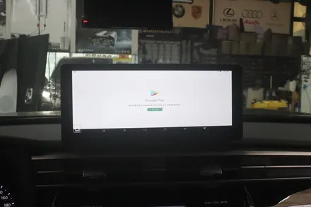 코란도 모토로이드M10(10.25인치 와이드모니터)+ 후방카메라 작업설치 \