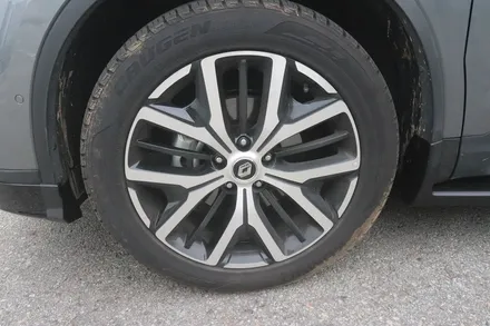 QM6 꼴레오스르노룩 작업과 오르간페달 장착하였습니다. / 서울 중랑구