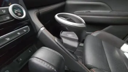QM6 bmw 컵홀더로 실내 편의성 고급스러움 업그레이드 / 서울 중랑구
