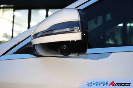 ★자동차튜닝★벤츠 360도 카메라 3D HD 어라운드뷰!!내차를 다양한각도에서 볼수있어 사각지대제로!내차의 안전기능 업그레이드되었어요![서울튜닝 수입차튜닝전문점]§아우토모토스§ / 서울 중랑구