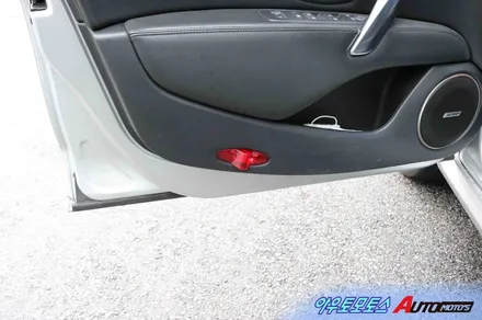 ★자동차튜닝★SM7 도어빔 작업과 BMW컵홀더 조수석워크인 작업으로 멋지게 달라진 내차실내~~좋아요^^[서울튜닝/국산차 수입차튜닝전문점]§§아우토모토스§§ / 서울 중랑구