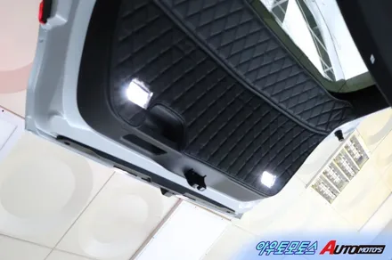 ★서울자동차튜닝★2020 XM3 트렁크우측DIY 작업과 트렁크 우측 DIY 작업과 트렁크 도어등 DIY작업했습니다.더욱더완벽해진내차 좋아요!!§§아우토모토스§§ / 서울 중랑구
