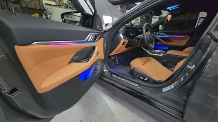 BMW 335i M50 무빙엠비언트로 핫해지는 실내분위기 너무 예쁘네요~! / 서울 중랑구