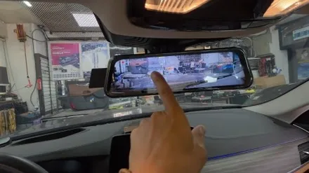 BMW 530e 룸미러 블랙박스 & 보조배터리 장착 / 서울 중랑구