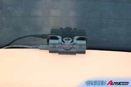 제네시스 MH7000블랙박스[내장형멀티미디어카드]&에코파워팩13C[보조배터리] 장착 했습니다.!! / 서울 중랑구