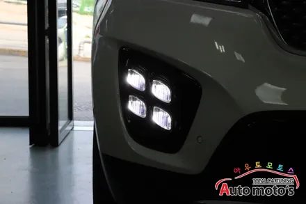 올뉴쏘렌토 순정4구 LED안개등 DIY작업으로 순정옵션튜닝했습니다 !기존할로겐램프보다 4구안개등LED밝은빛이 돋보입니다.§서울자동차튜닝 아우토모토스§ / 서울 중랑구
