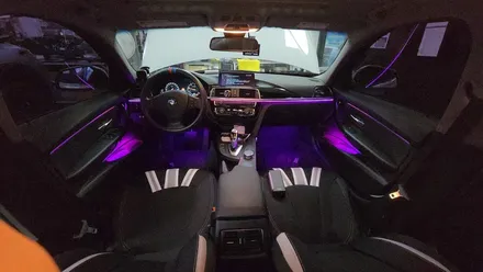 BMW320D 코더스엠비언트 (무빙엠비언트) 로 꾸며진 내차실내 핫합니다 ^^[아우토모토스] / 서울 중랑구