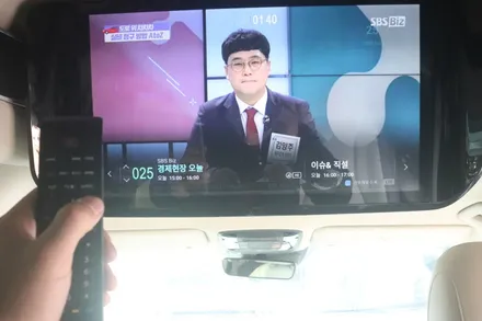 카니발KA4  스카이라이프 설치로 내차에 힐링아이템 장착을 하였습니다[서울자동차튜닝 전문점] / 서울 중랑구