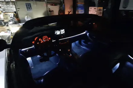 BMW 컨버터블 엠비언트무드등[스마트폰연동]작업으로 분위기대박 변신한내차!!고퀄리티 작업~만나보세요 !! ★ 서울자동차튜닝 아우토모토스 / 서울 중랑구