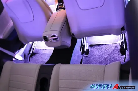 벤츠카브리올레 엠비언트무드등[스마트폰연동] ~고퀄리티 작업 !![아우토모토스] / 서울 중랑구