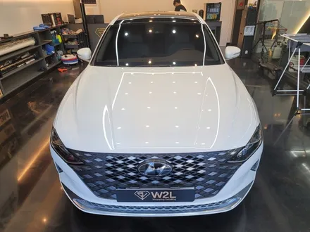 현대 그랜저IG 3M2080 Gloss Black 루프스킨 시공기 : 동탄루프스킨 W2L / 용인시 기흥구 고매동