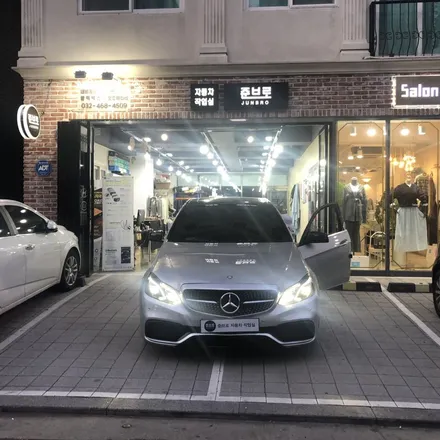 벤츠 E 클래스 W212 안드로이드 올인원 후방 카메라 DIY