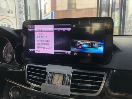 볼수록 맘에 드는 벤츠 E 클래스 W212 안드로이드 설치만 했어요.