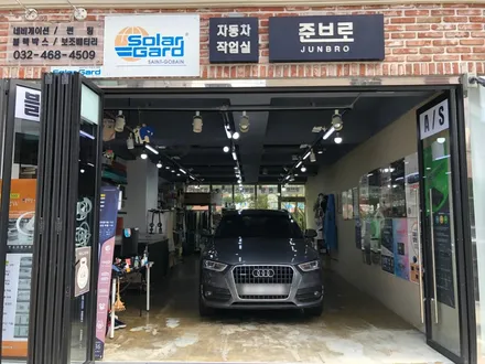 연식을 바꿔버린 아우디 Q3 안드로이드