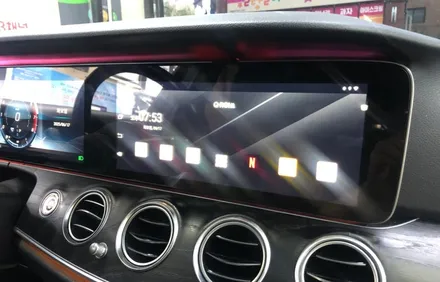 벤츠 W213 안드로이드 M2C를 대신할 큐로이 300