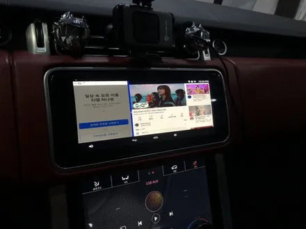 내 차 안의 안드로이드 레인지로버 보그  M2C 200A 매립