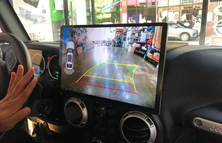 JEEP 랭글러 13인치 안드로이드 올인원 AHD 후방카메라