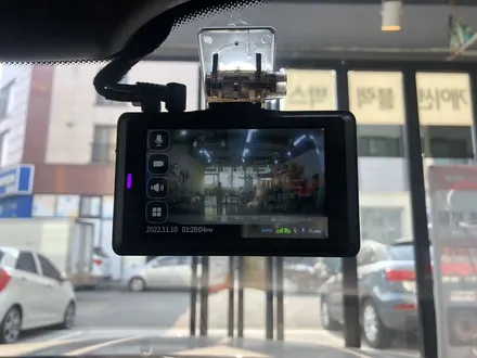 볼수록 맘에 드는 벤츠 E 클래스 W212 안드로이드 설치만 했어요.