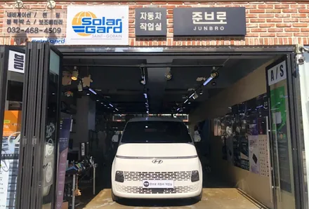 스타리아 카고에 필요한 디지털 룸미러 블랙박스 파인뷰 LX7 POWER