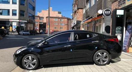 가을 햇볕을 대비하는 인천 썬팅 아반떼 MD 재시공