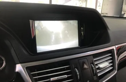 W212 카인원 안드로이드  AHD 후방 카메라 출장 설치