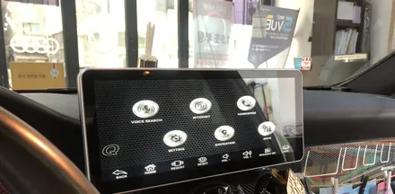 벤츠 GLA 안드로이드 12.3 인치 모니터 셋탑 고장 수리.
