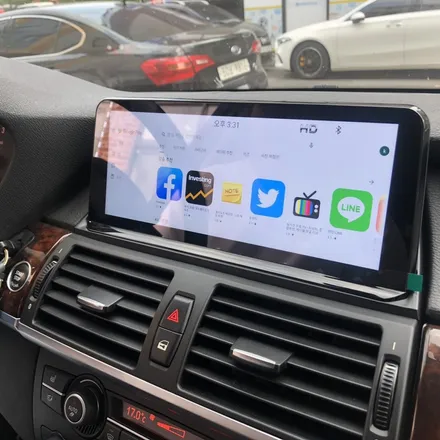 BMW X5 E70 안드로이드 내비게이션.