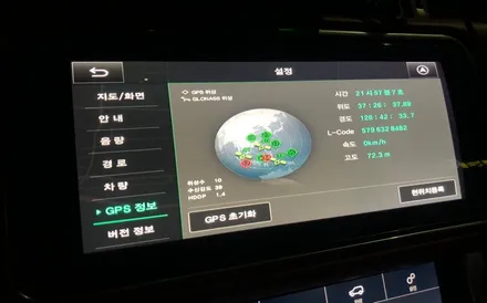 내 차 안의 안드로이드 레인지로버 보그  M2C 200A 매립
