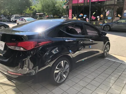 가을 햇볕을 대비하는 인천 썬팅 아반떼 MD 재시공