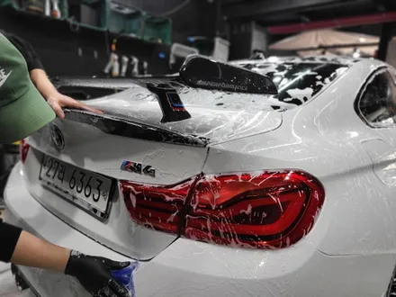 BMW F82 M4 서킷 레이싱 데칼 포인트랩핑 작업 [일산파주운정김포 랩핑] / 부천시 원미구 상동