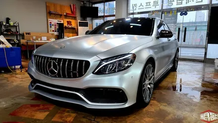 [시공 영상] 벤츠 C63 AMG 사틴 실버로 완전한 탈바꿈 완성! [랩핑] / 부천시 원미구 상동