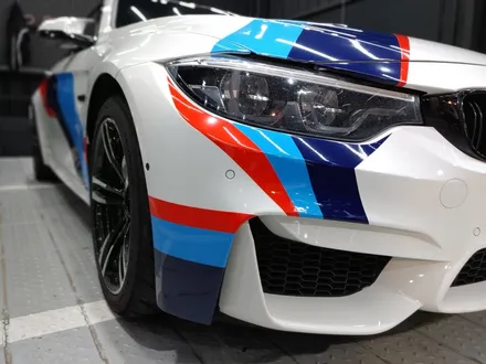 BMW F82 M4 서킷 레이싱 데칼 포인트랩핑 작업 [일산파주운정김포 랩핑] / 부천시 원미구 상동