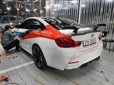 BMW F82 M4 서킷 레이싱 데칼 포인트랩핑 작업 [일산파주운정김포 랩핑] / 부천시 원미구 상동