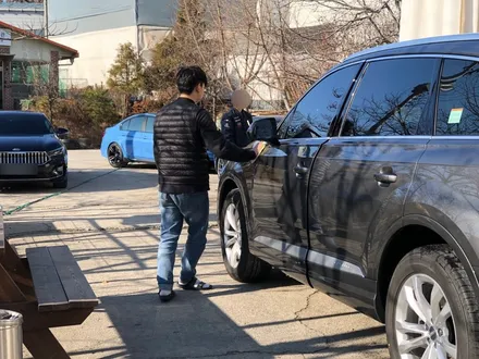 아우디 Q7 스크래치방지 일산유리막코팅 하고 자동차얼룩제거 손쉽게 해요 / 부천시 원미구 상동