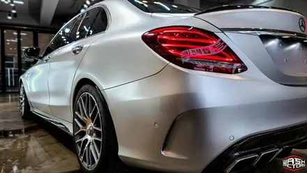 [시공 영상] 벤츠 C63 AMG 사틴 실버로 완전한 탈바꿈 완성! [랩핑] / 부천시 원미구 상동