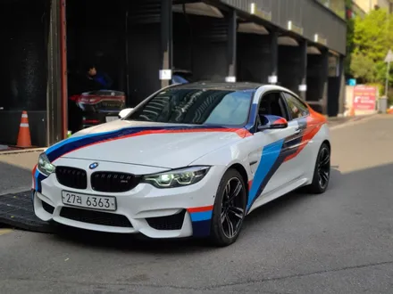 BMW F82 M4 서킷 레이싱 데칼 포인트랩핑 작업 [일산파주운정김포 랩핑] / 부천시 원미구 상동