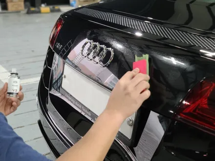아우디 R8 V10 광택+코팅으로 광빨에 눈이 부시다!! / 부천시 원미구 상동