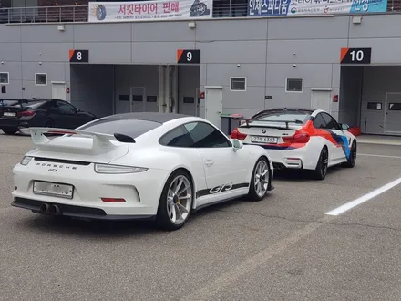 BMW F82 M4 서킷 레이싱 데칼 포인트랩핑 작업 [일산파주운정김포 랩핑] / 부천시 원미구 상동