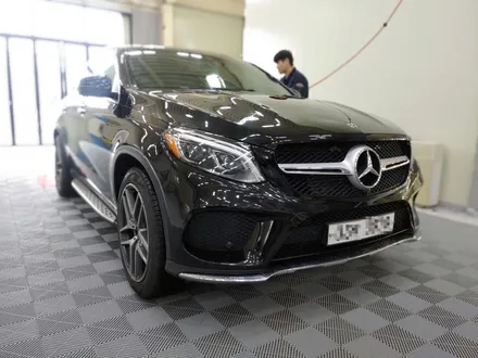 벤츠 GLE 350d 쿠페 워터스팟 완벽제거 [수성광택+유리막코팅] / 부천시 원미구 상동