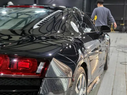 아우디 R8 V10 광택+코팅으로 광빨에 눈이 부시다!! / 부천시 원미구 상동