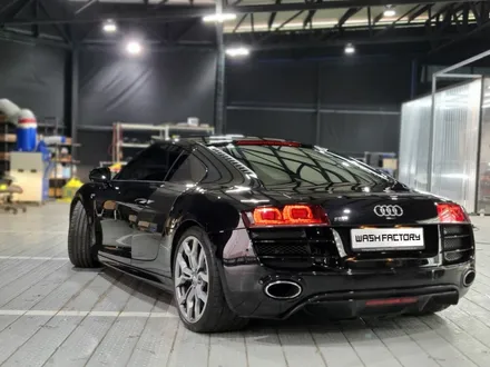아우디 R8 V10 광택+코팅으로 광빨에 눈이 부시다!! / 부천시 원미구 상동