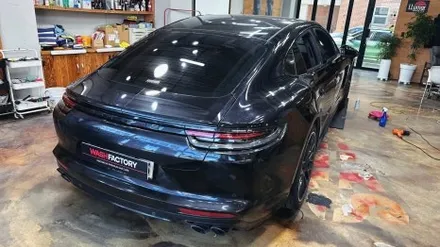부천 랩핑 포르쉐 파나메라 GTS 사틴 화이트펄 전체 랩핑 시공! / 부천시 원미구 상동