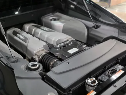 아우디 R8 V10 광택+코팅으로 광빨에 눈이 부시다!! / 부천시 원미구 상동
