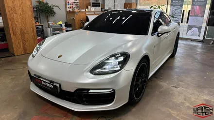 부천 랩핑 포르쉐 파나메라 GTS 사틴 화이트펄 전체 랩핑 시공! / 부천시 원미구 상동