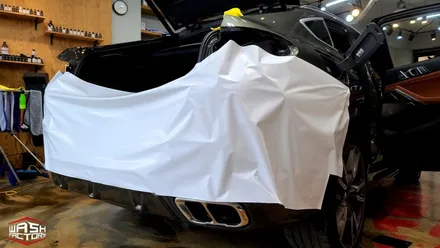 BMW  X6 사틴 화이트 전체랩핑+크롬죽이기+포인트카본 / 부천시 원미구 상동
