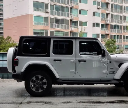JEEP 랭글러 루프스킨 포인트랩핑으로 남성미를 더하다! / 부천시 원미구 상동