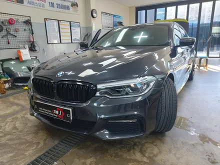 전주 익산 군산 뿌리는 랩핑 전문 더제이에서 BMW5시리즈 무광 다크그레이 시공 / 전주시 완산구 평화동
