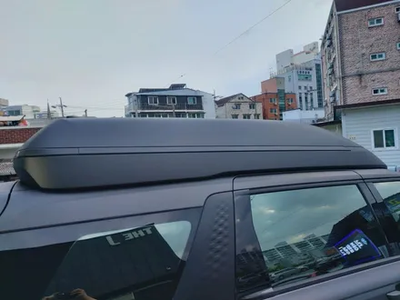 전주 신형 카니발 하이리무진 다크 그레이 전체 랩핑 시공, 포인트 블랙 랩핑 / 전주시 완산구 평화동